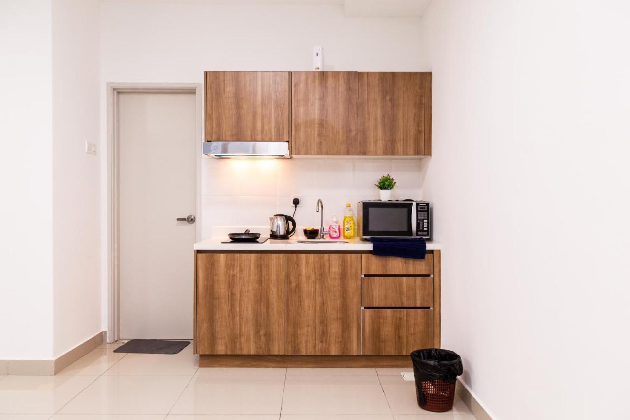Studio Units At Pacific Tower Near Jaya One By Comfyasia Petaling Jaya Exterior foto