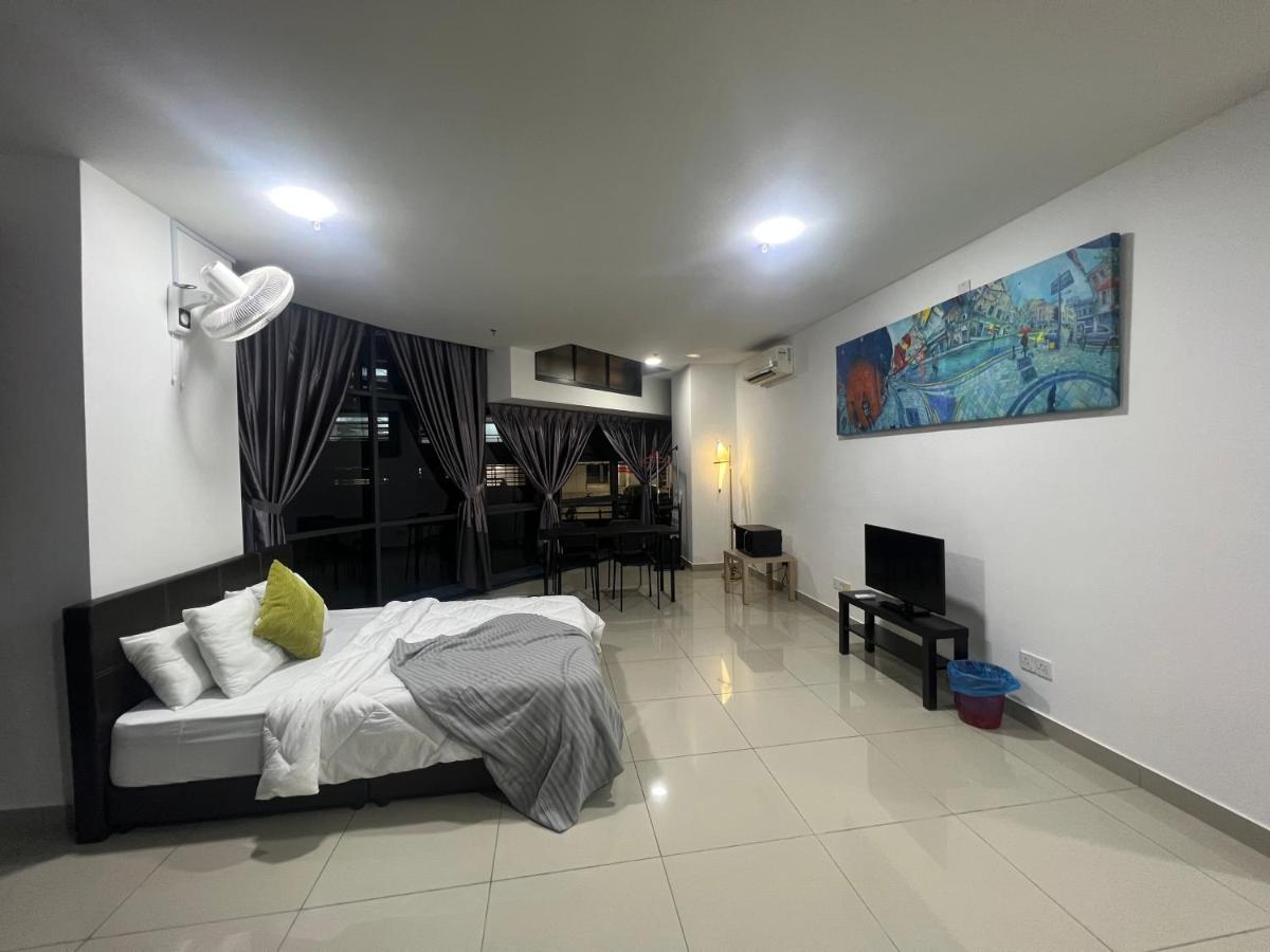 Studio Units At Pacific Tower Near Jaya One By Comfyasia Petaling Jaya Exterior foto